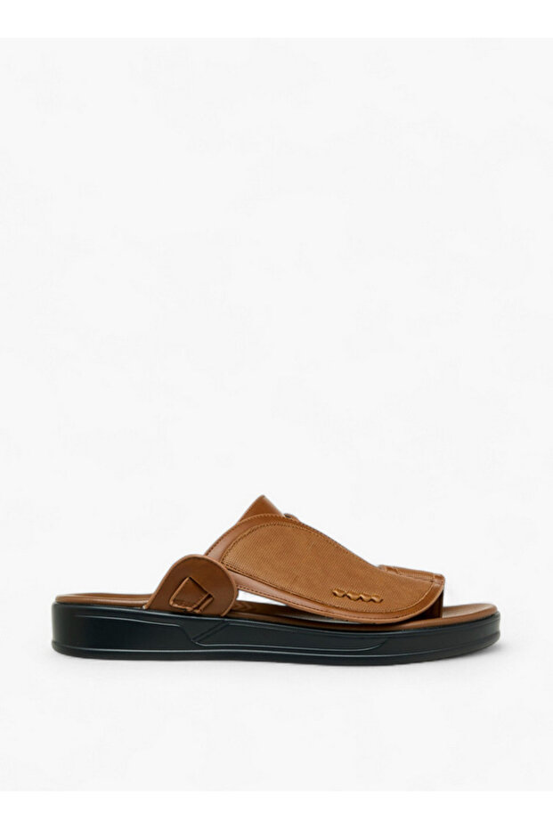 Textured Slip-On Arabic Sandals with Toe Loop - 3