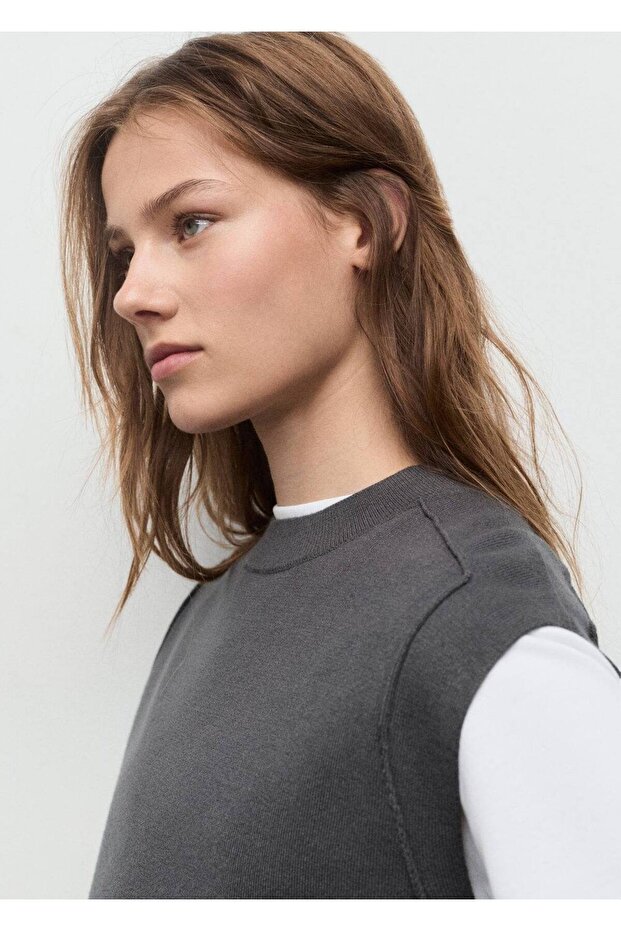 Dikiş detaylı triko yelek - 6