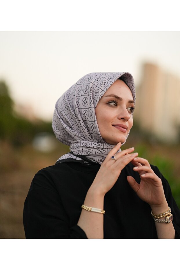 Cardin Pattern Soft Scarf - 3