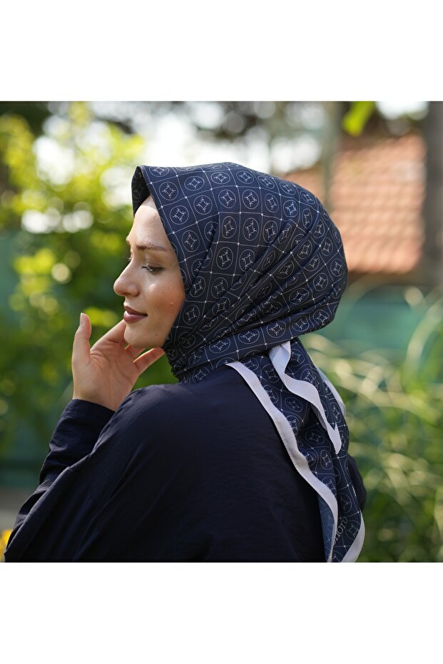 Cardin Pattern Soft Scarf - 1