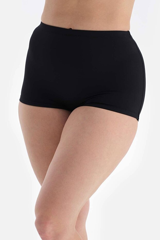 Siyah Toparlayıcı Kısa Şort - 4