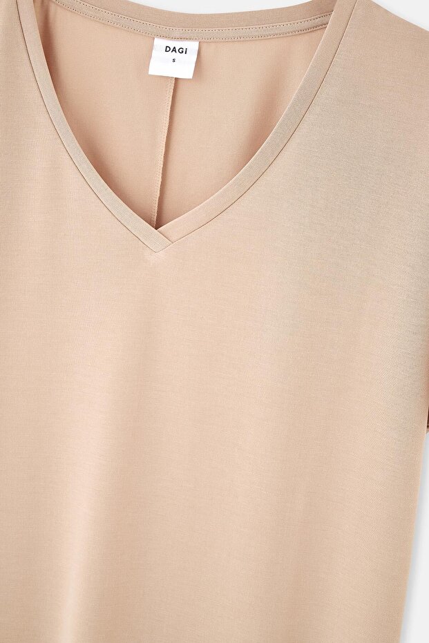 Bej V Yaka Cupro Tişört - 6