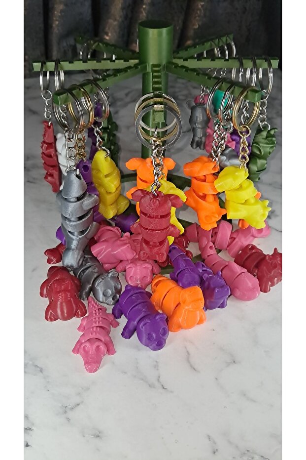 Cute 3D Alien Model Movable Keychain - 4