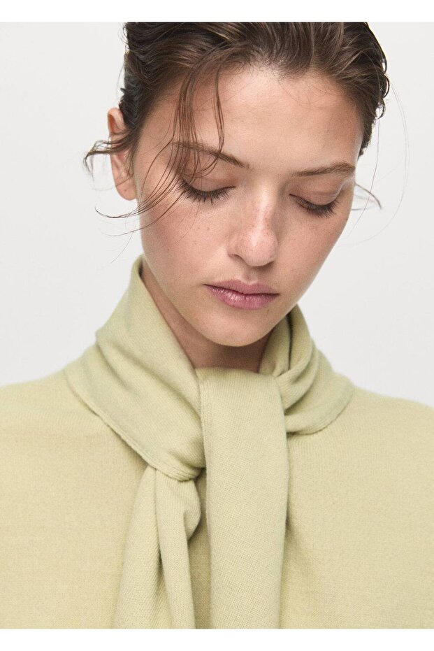 Kısa kollu fularlı kazak - 8