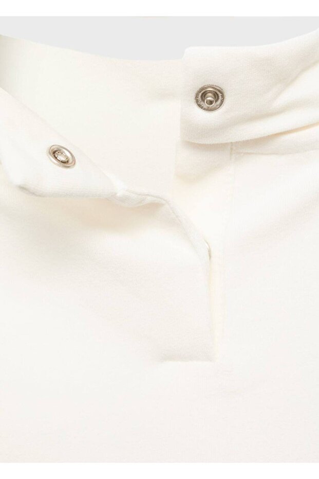 Dik yaka tişört - 4