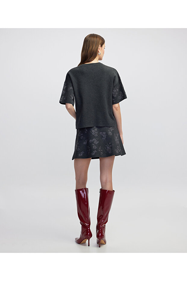 Çiçek nakışlı triko - 8