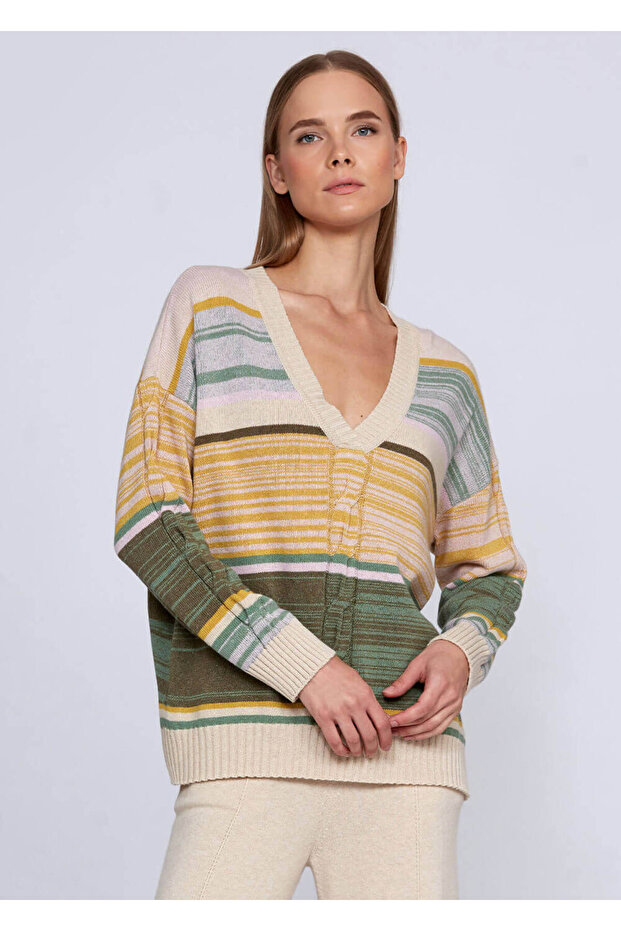 Cashmere Blended Line Patterned Knitwear