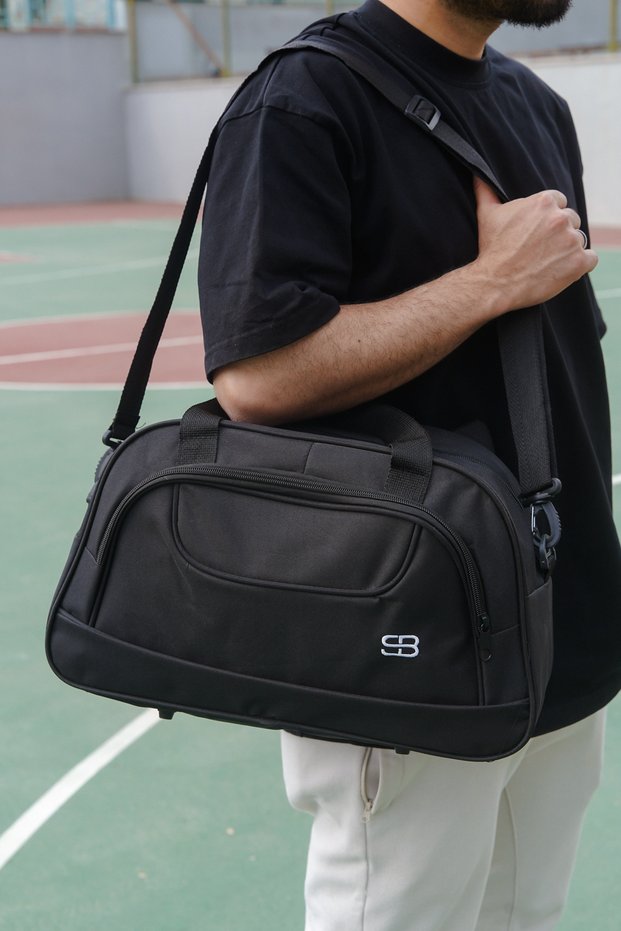 Black Waterproof Bottom Protection Pad Sports Fitness Running and Travel Bag 40 cm