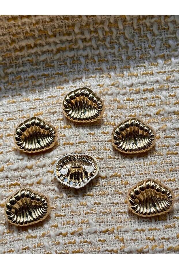 Gold Color New Season 1.8 cm Button Set on the Print Model with Hollowing - 2
