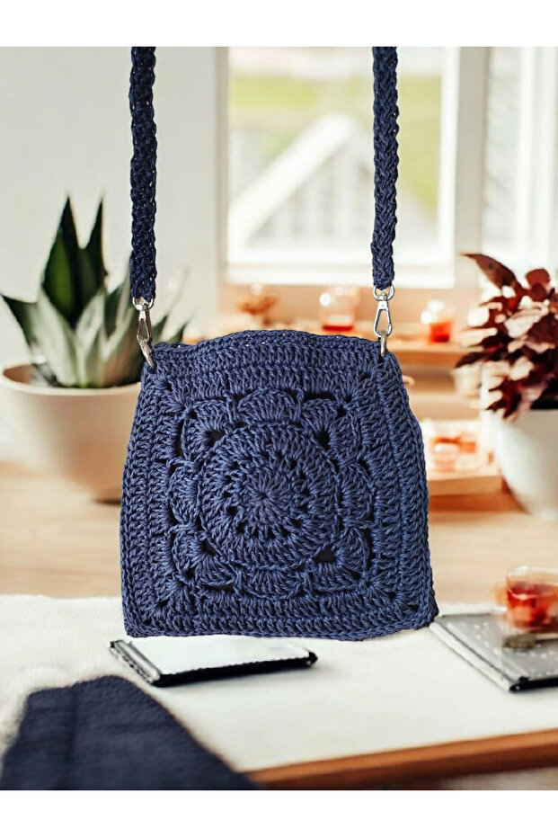 Small Shoulder Bag Knitted with Paper String