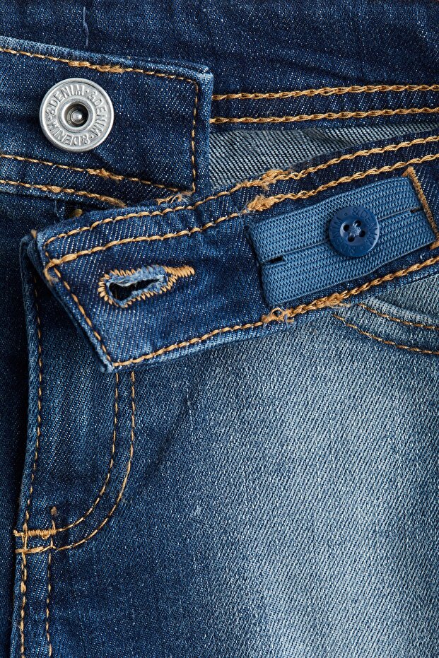 Flared Leg Low Jeans - 2