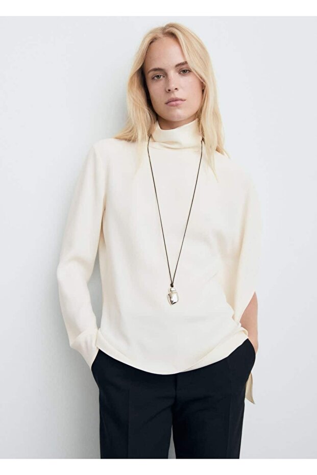 Yüksek yaka asimetrik kollu bluz - 1