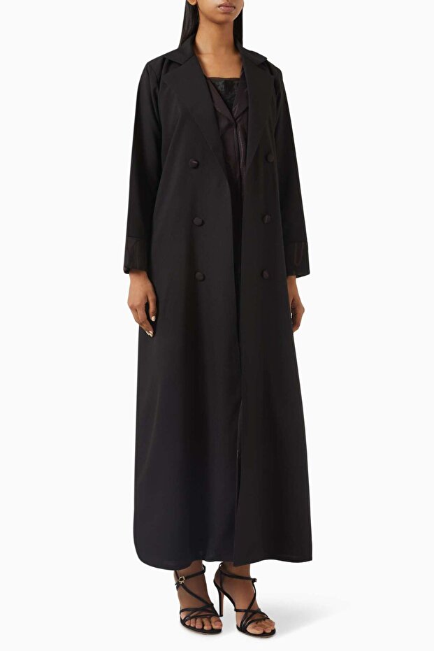 Stylish Two Button Abaya Outerwear with Long Sleeves and Shawl Ideal for Comfortable Wear