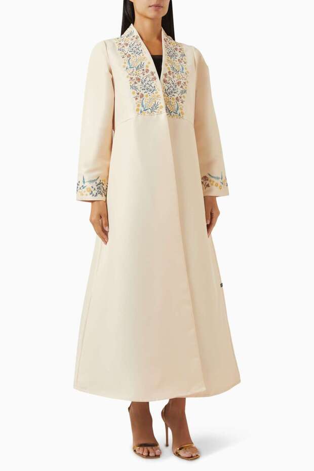 Complete Your Casual Modest Look with This Stylish A-Line Abaya Featuring Embroidered Sleeves