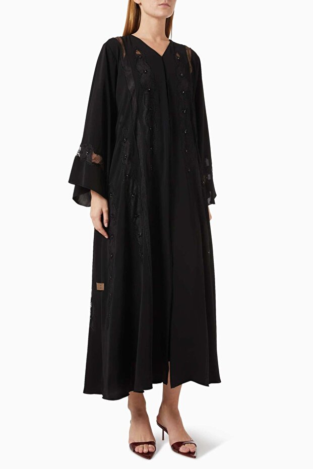 Comfortable Design Suitable for Daily Wear with Lace Embroidery Abaya Elegance