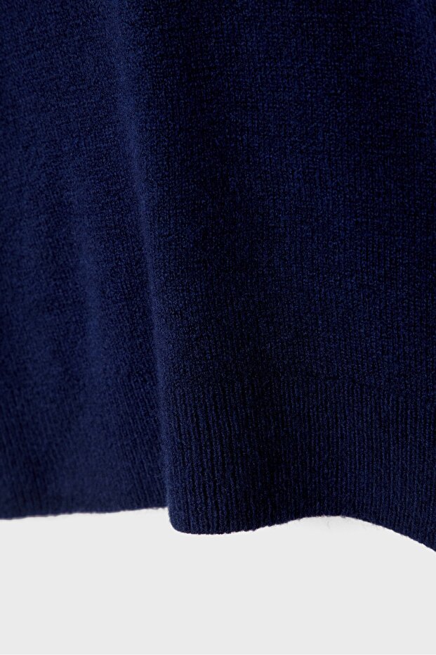 Yumuşak dokulu triko kazak - 7