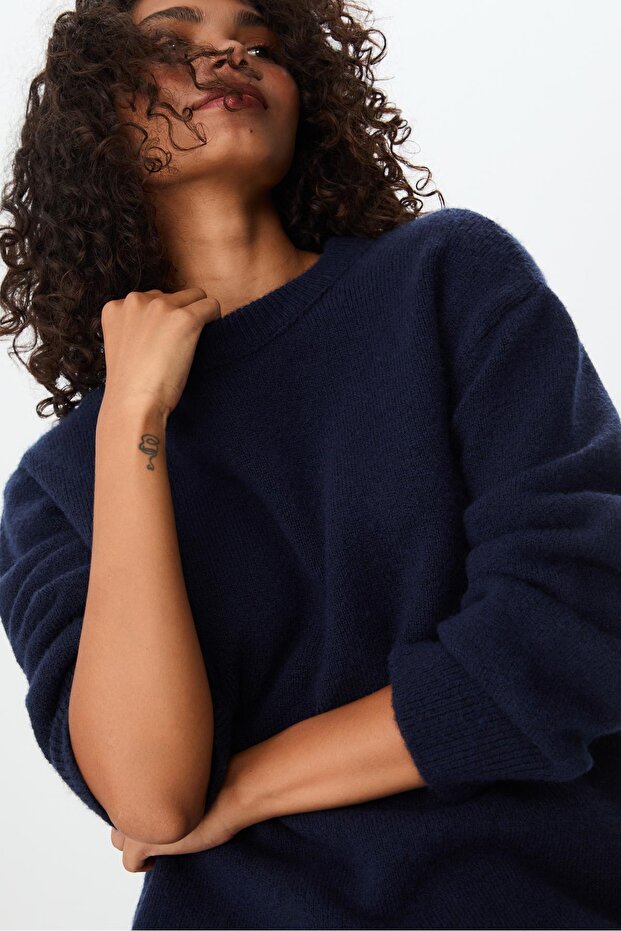 Yumuşak dokulu triko kazak - 3