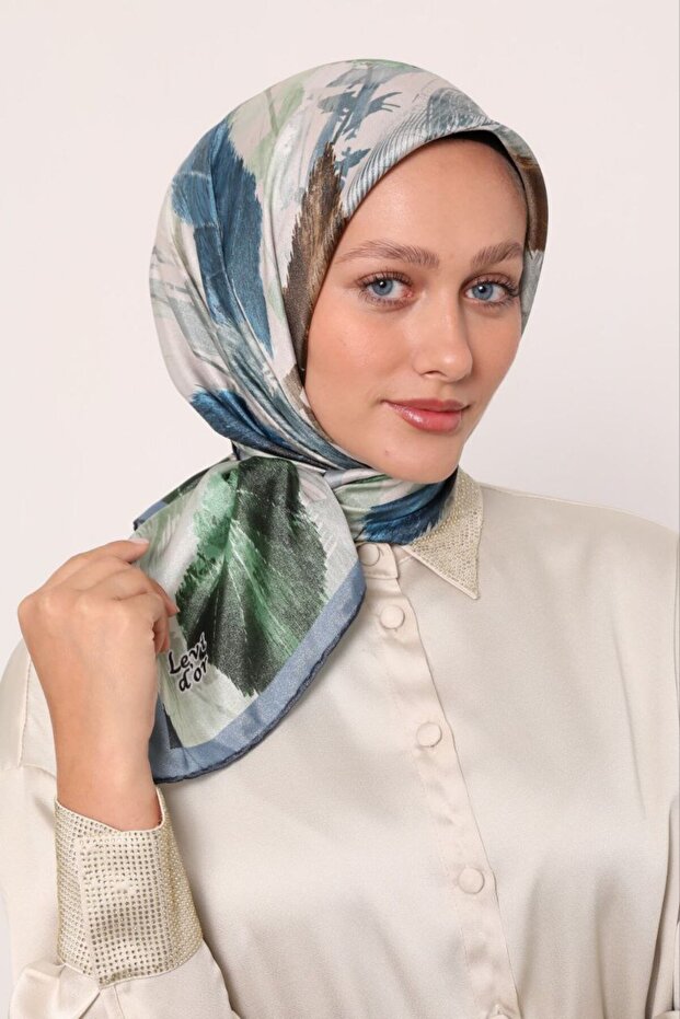 وشاح كريستالي لامع بنمط أوراق الخريف - 1