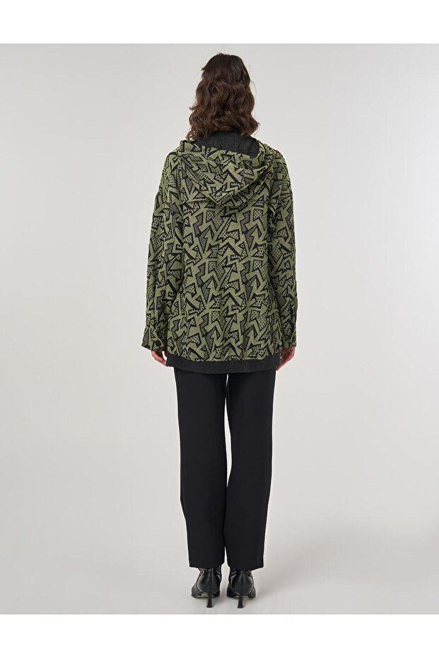 سترة من الفيسكوز بنمط تجريدي باللون الليموني - 3