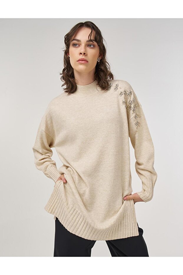 Omzu İşlemeli Triko Tunik Taş - 1