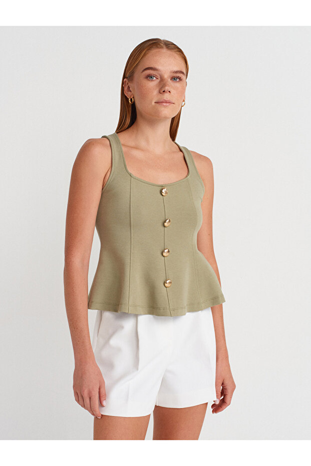 31979 بلوزة بيبلوم بأزرار - 1