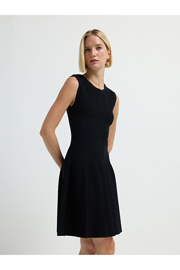 Kolsuz Triko Elbise - 4