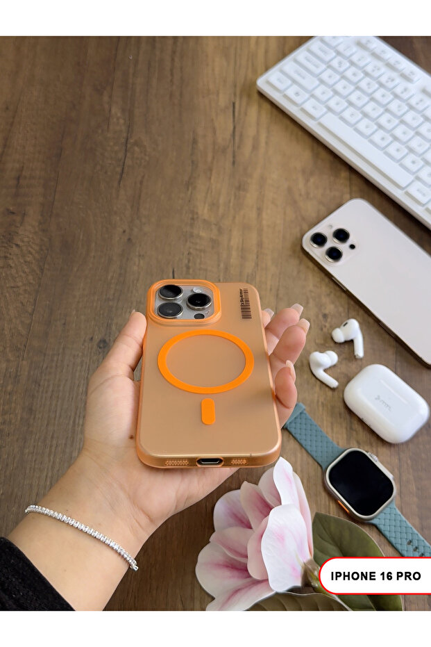 حافظة KLEIN صلبة غير لامعة متوافقة مع تقنية Magsafe لهاتف iPhone 16 Pro - 5