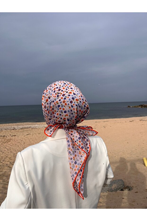 وشاح بنمط زهور برتقالية-حمراء - 5