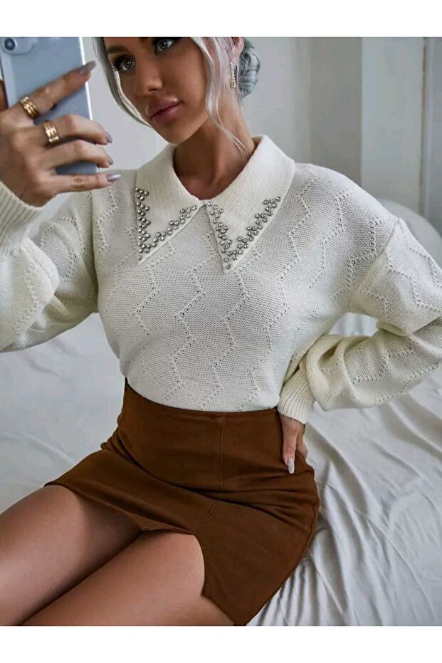 stone embroidered shirt collar knit sweater