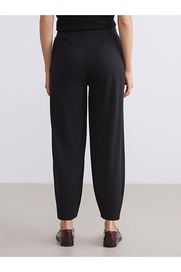 Timeless Store'dan Zamansız Öneriler | Beli Lastikli Kadın Eşofman Altı - 4