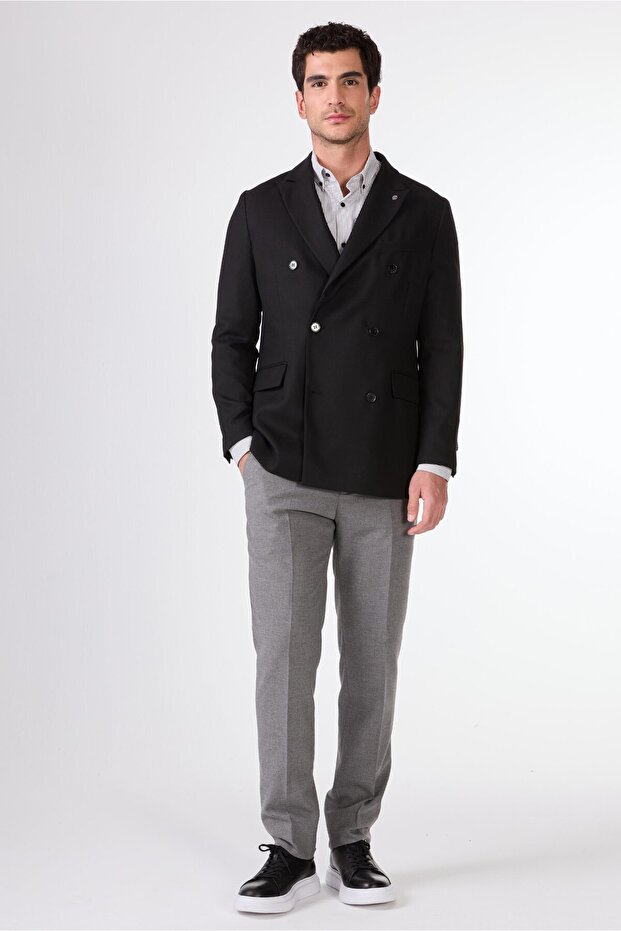 Men's Slim Fit Pointed Collar Black Jacket