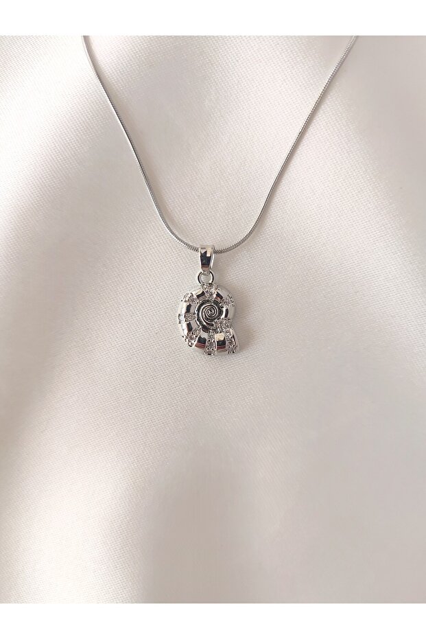 Women's Steel Shell Design Necklace