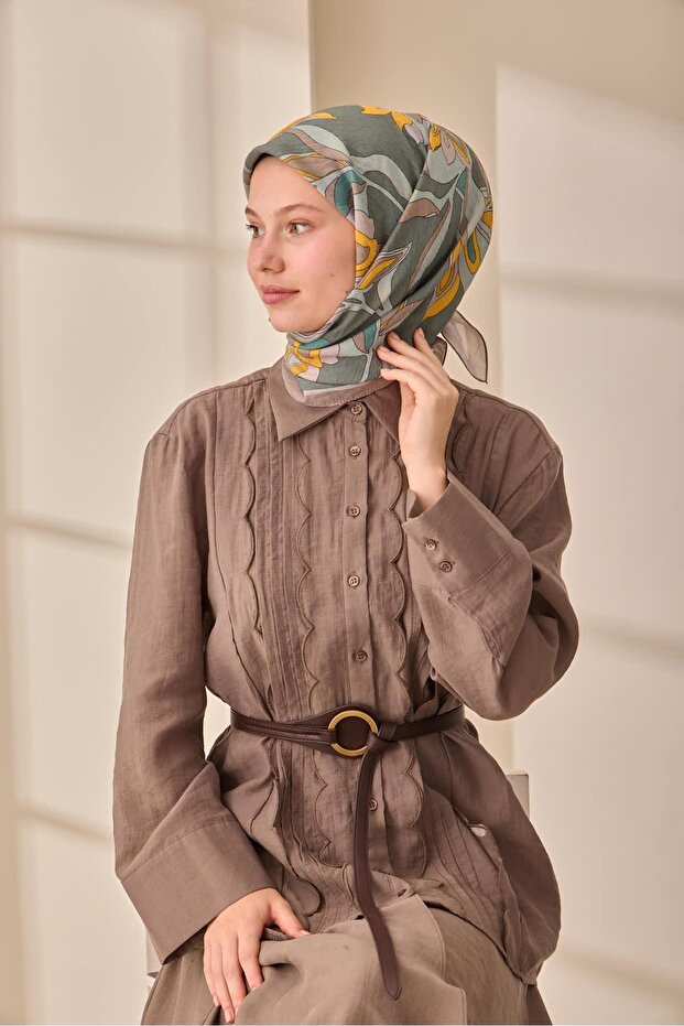 أوليندا وشاح حريري 47003-30