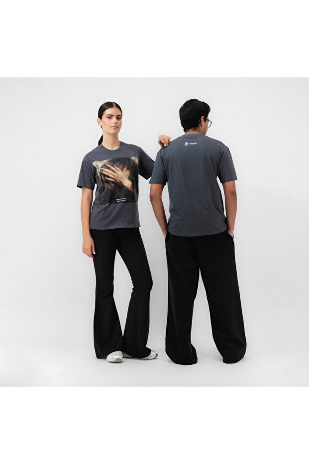 Graphic Print 'I know it's heavy, but it will pass' T-Shirt