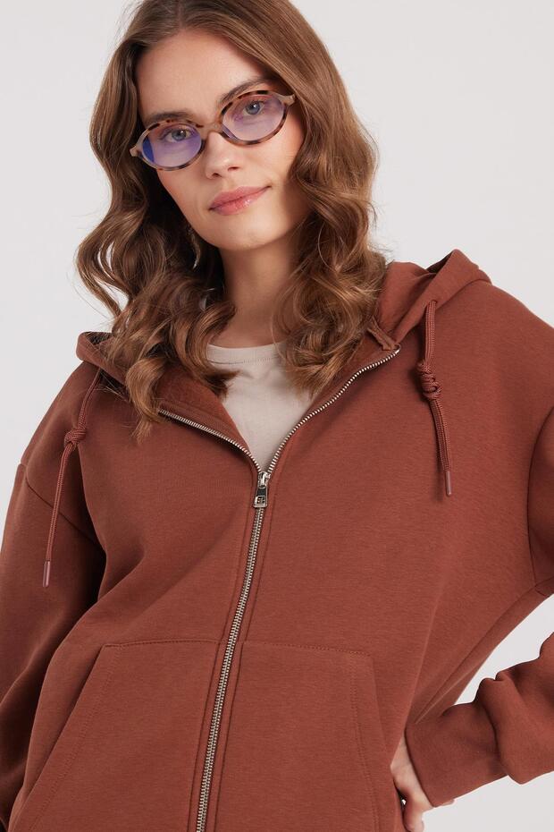 Women's Relax Fit Comfortable Cut Cotton Fleece Inside Double Pocket Zippered Brown Hooded Sweatshirt