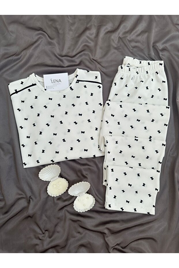 Black Bow Patterned Ecru Waffle Premium Pajama Set