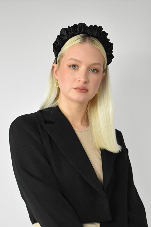 Extra Gathered Black Satin Crown