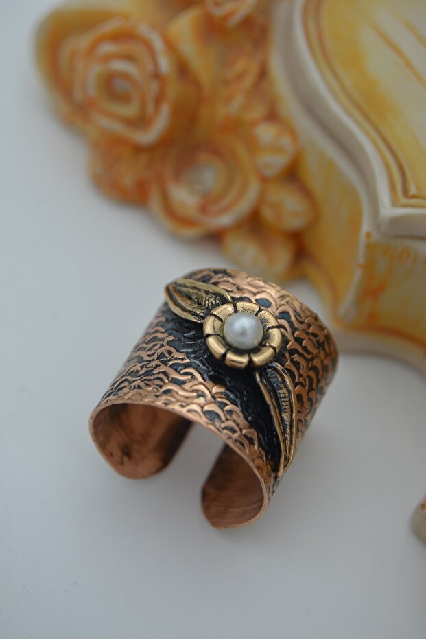 Leaf Figured Ring - 1