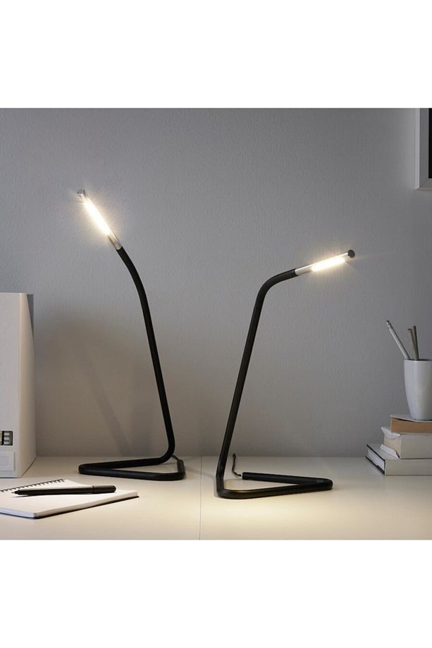 Harte Siyah Led Masa Lambası Çalışma Lambası Ayarlanabilir Başlık Usb Ve Priz Siyah - 3
