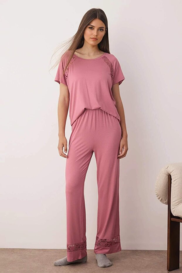 Gül Kurusu Dantel Detaylı Viskon Örme Pijama Takımı THMAW26PT00038 - 2