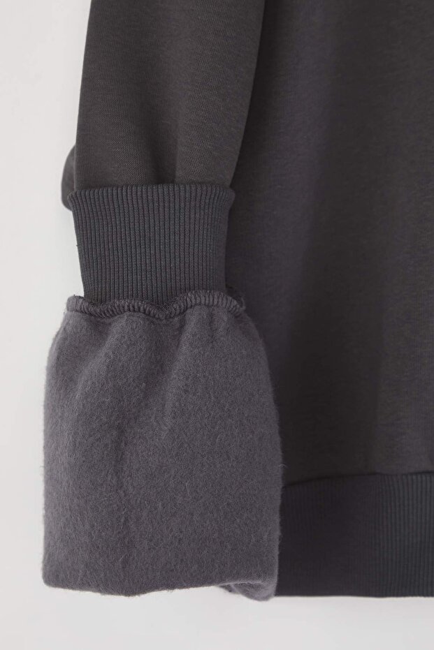 Antrasit Rahat Kesim Crop Fermuarlı Dik Yaka Kalın İçi Polarlı Örme Sweatshirt TWOAW24SW00221 - 6