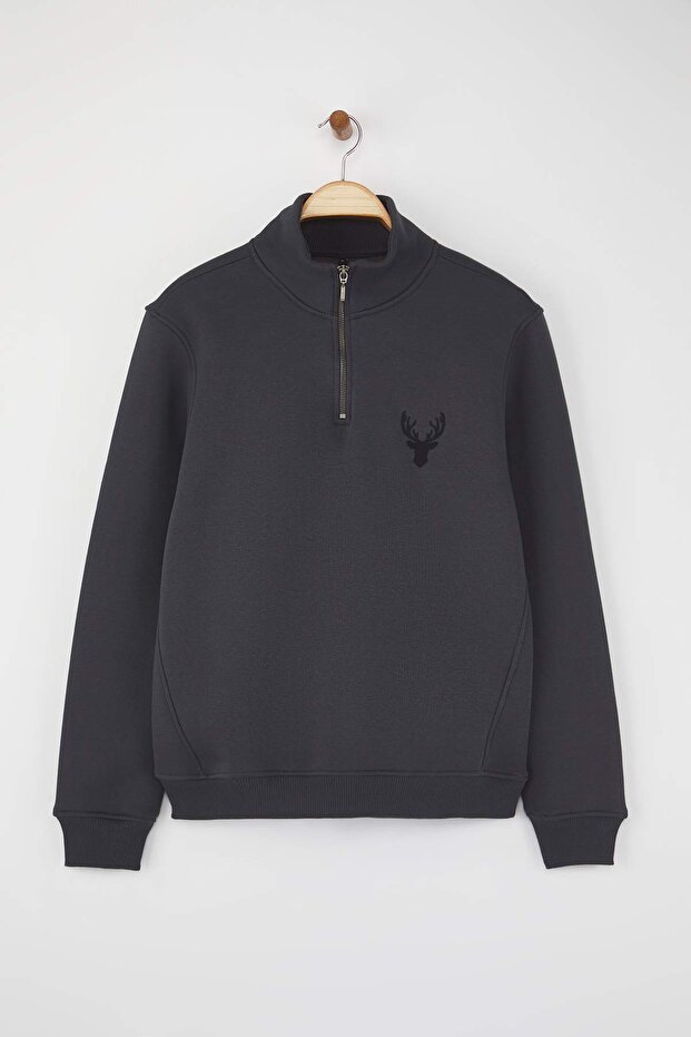 Antrasit Regular/Normal Kesim Dik Yaka Fermuarlı Pamuklu Geyik Nakış Sweatshirt TMNAW24SW00041 - 6