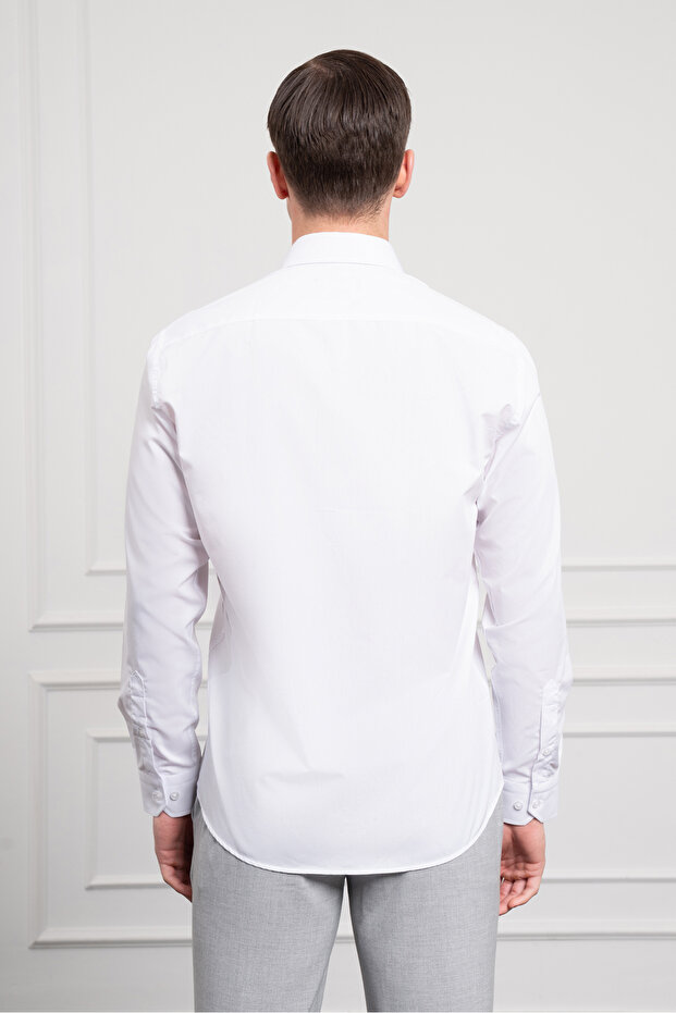 Erkek Beyaz Basic Regular Fit Sert Yaka Cepli Gömlek - 5