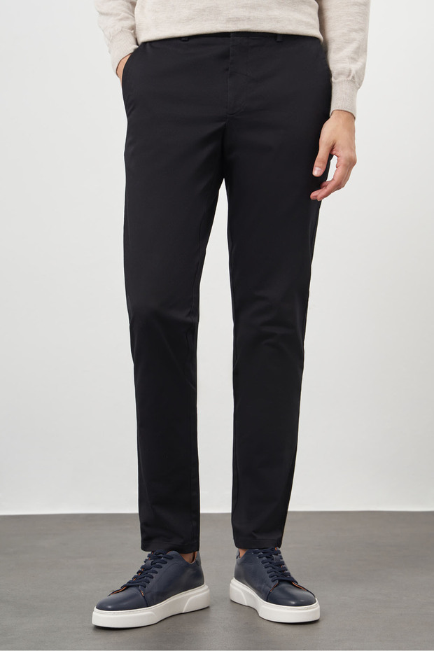 Men's Black Cotton Side Pocket Slim Fit Chino Pants
