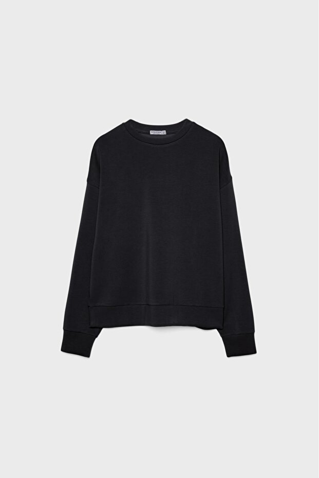 Soft Texture Basic Sweatshirt - 5