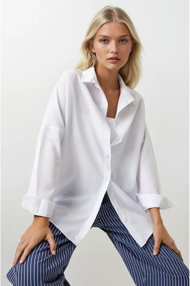Women's White Oversize Long Basic Shirt Hzl22W-Bd139001