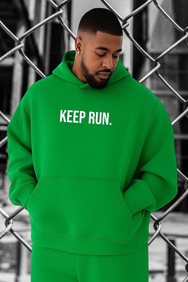 سويت شيرت كبير الحجم مطبوع عليه KEEP RUN - 1