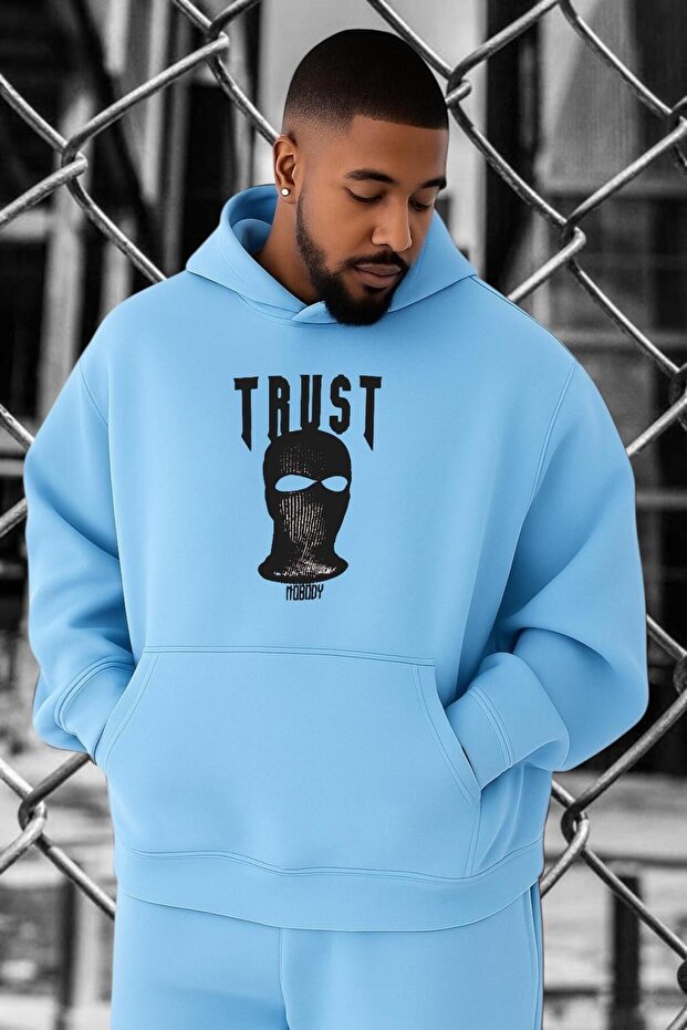 سويت شيرت مقاس كبير مطبوع عليه TRUST