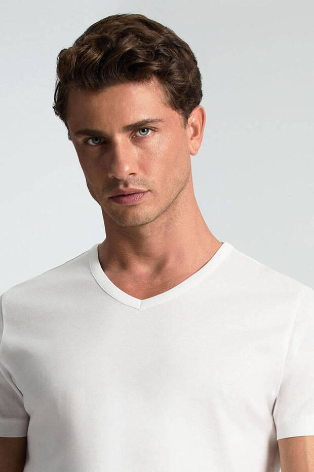 Beyaz V Yaka Basic T-Shirt - 3