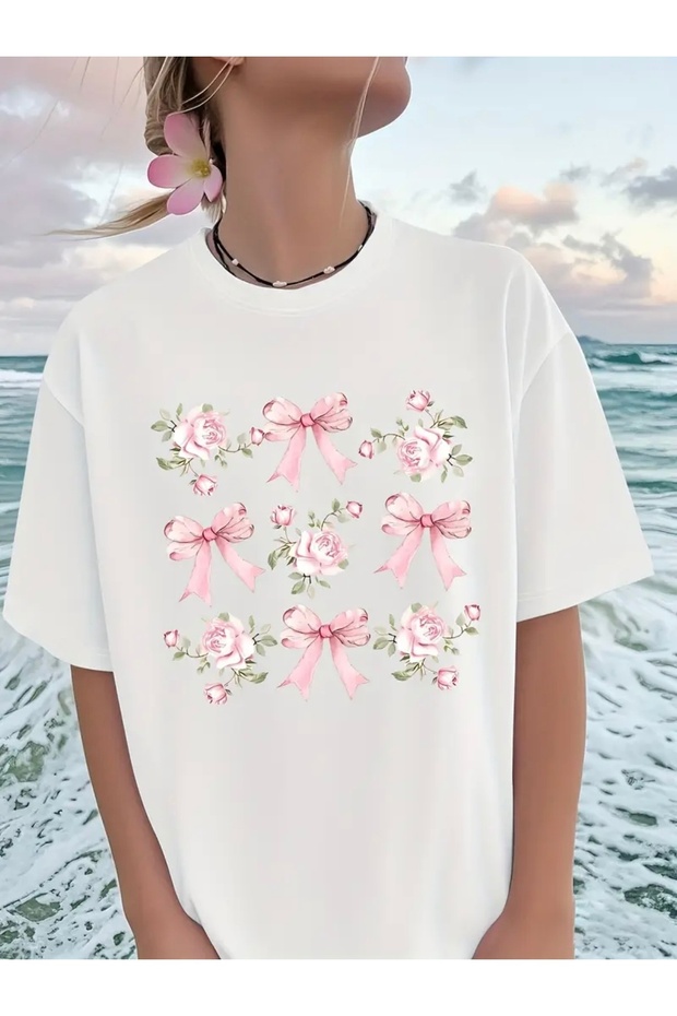 Oversize Crew Neck T-Shirt with Ribbon and Flower Print